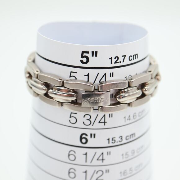 Vintage Guess Womens Square Watch 21mm Black Dial 5.25" Bracelet w New Battery - Picture 4 of 10